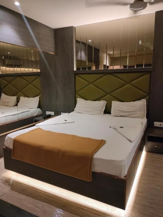 Hotel Sahara Lodging & Boarding Mira-Bhayandar Esterno foto
